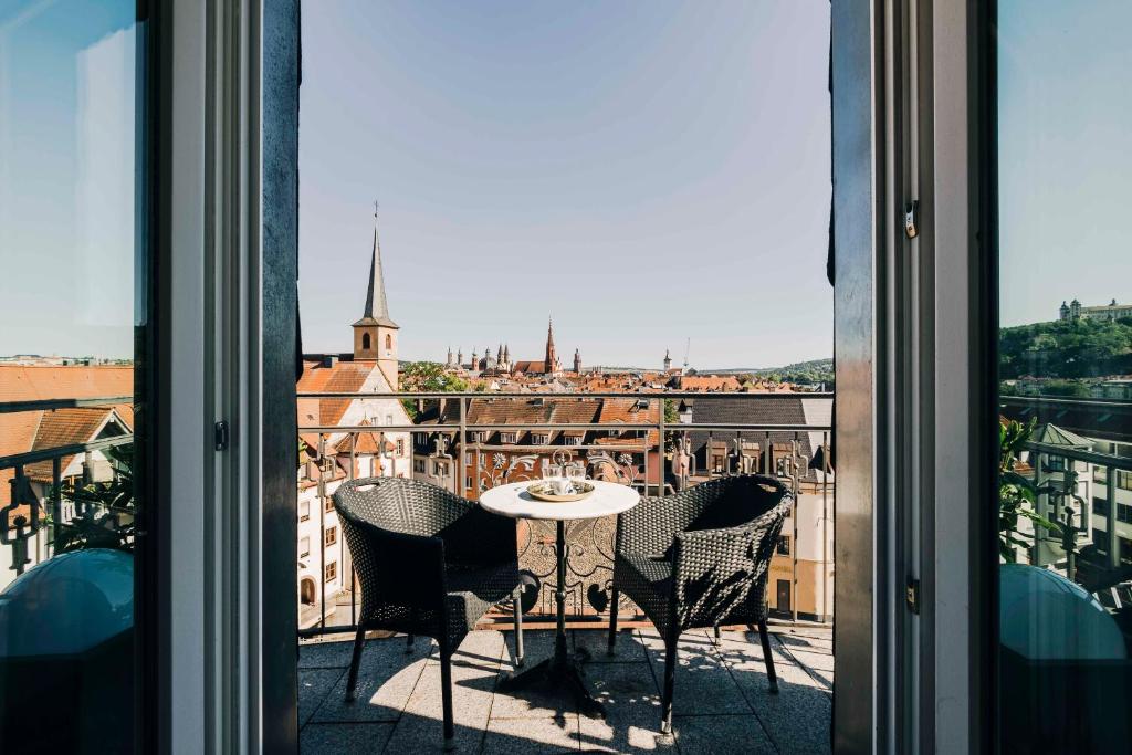 DAS v EVERT Hotel - am Congress Centrum Wurzburg photo