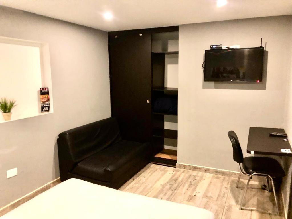 Bogota Rooms Heroes photo