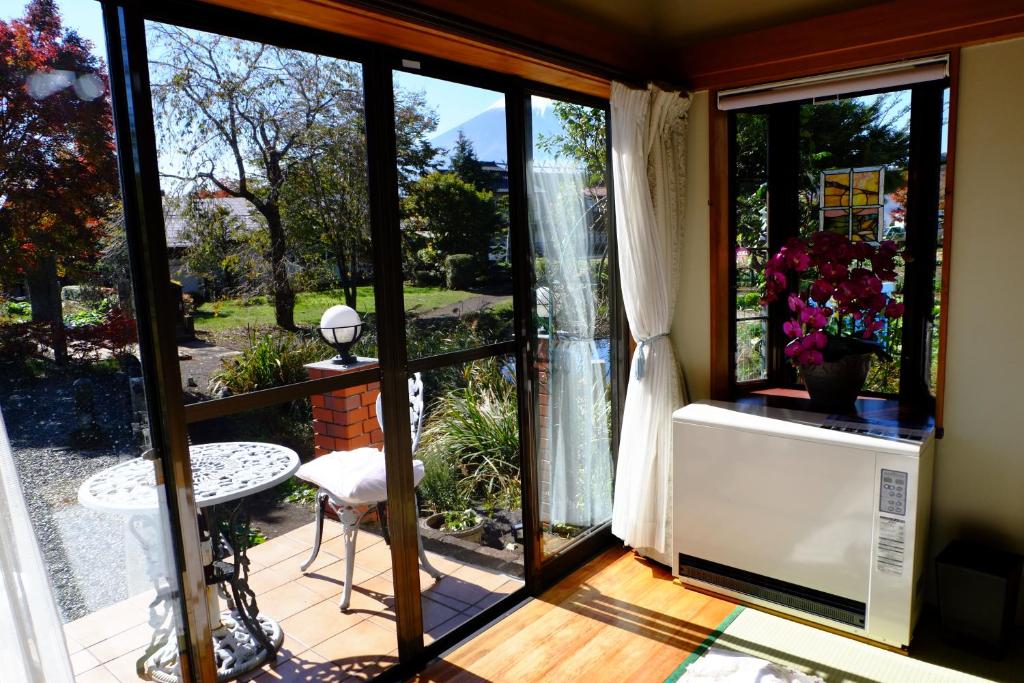 레이크 오시노 빌라 호텔 이미지 1