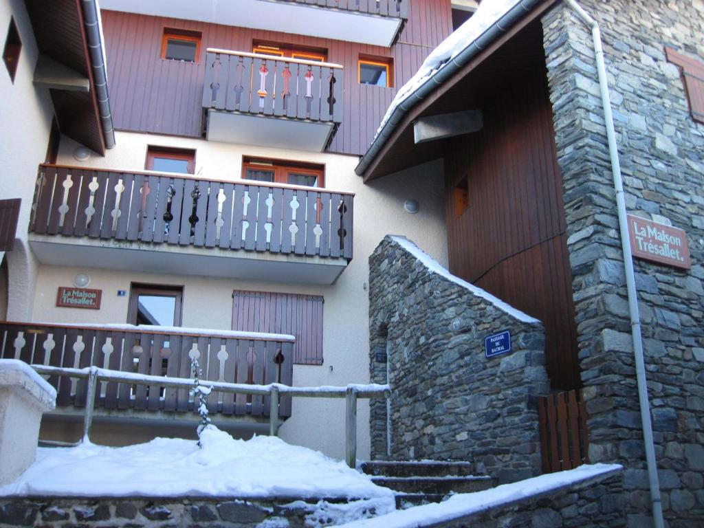 Appartement 2 pièces rénové avec balcon et casier à ski au cœur de Montchavin - 4