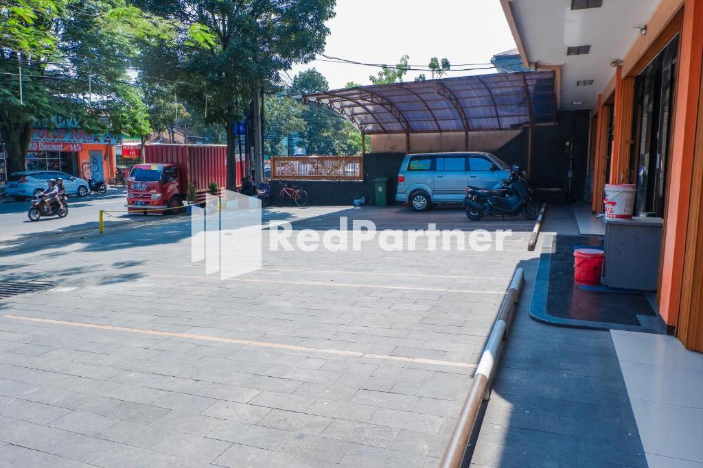 Grand Kembar Hotel RedPartner photo