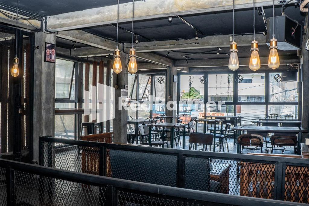 Jabrix Hotel Mitra RedDoorz Jabrix Hotel Mitra RedDoorz