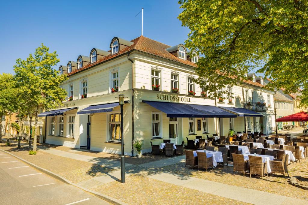 Schlosshotel Rheinsberg — Hotel in Rheinsberg