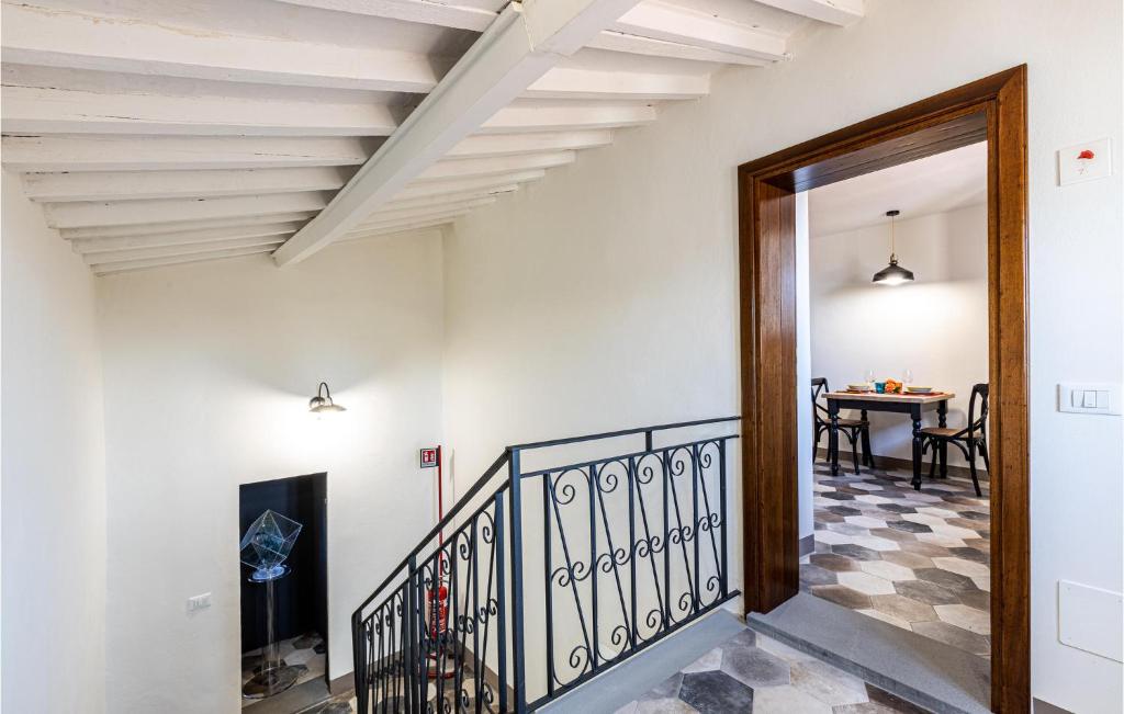 Beautiful apartment in Vinci with WiFi and 1 Bedrooms photo