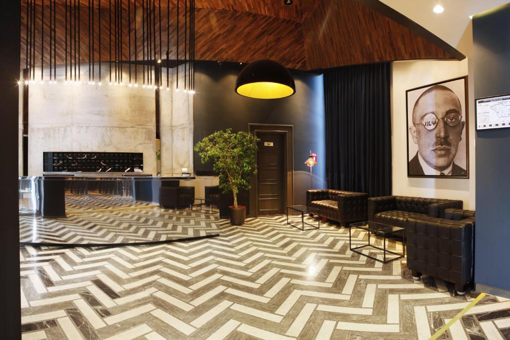 Hotel Russia photo