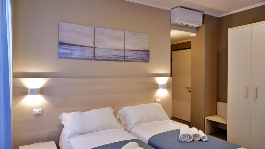 Pianomare Riviera Apartments and Rooms - 3