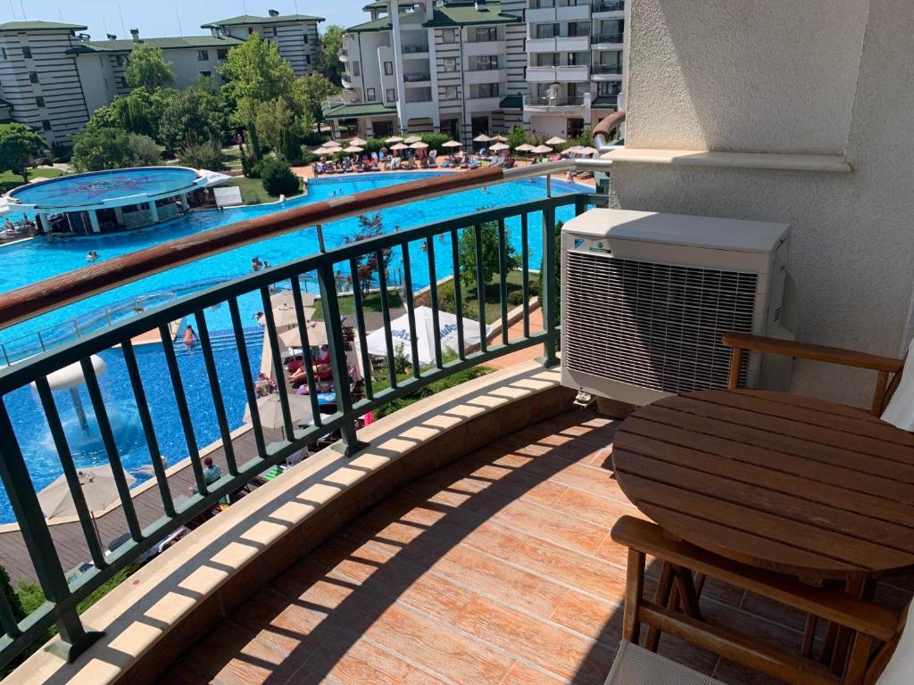 Kalina Private Apartments in Emerald Resort, Ravda photo