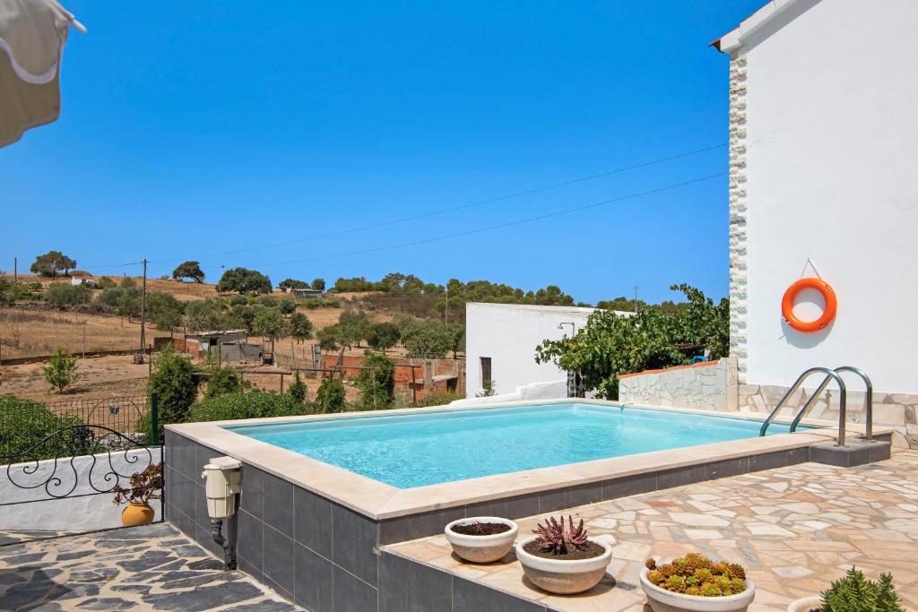 Casa dos Jotas, Martinlongo