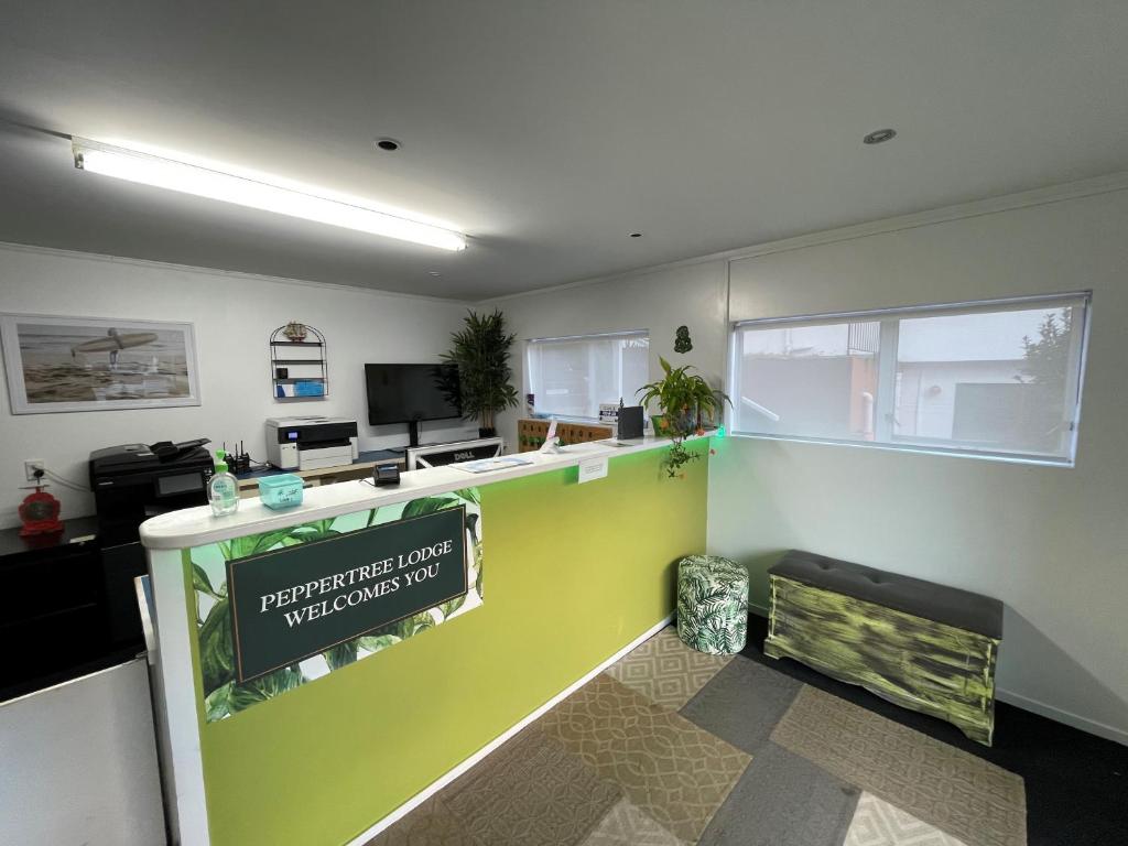 Lobby, Peppertree Lodge in Bay of Islands