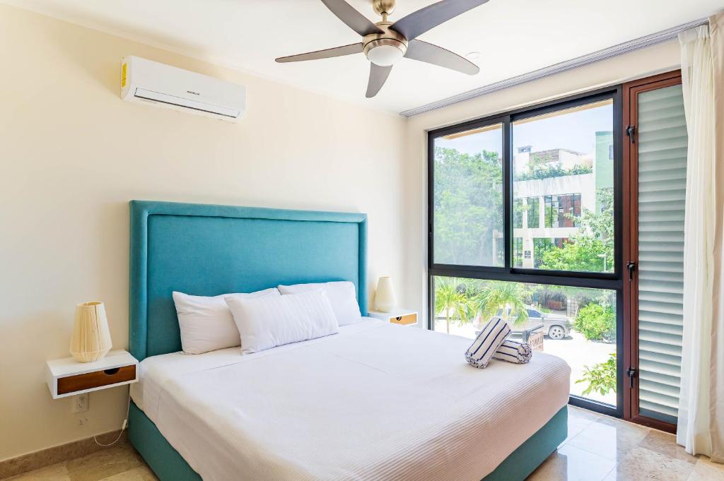 Tulum PROMO 2BR with Rooftop Pool, Gym and FREE BIKES - 5