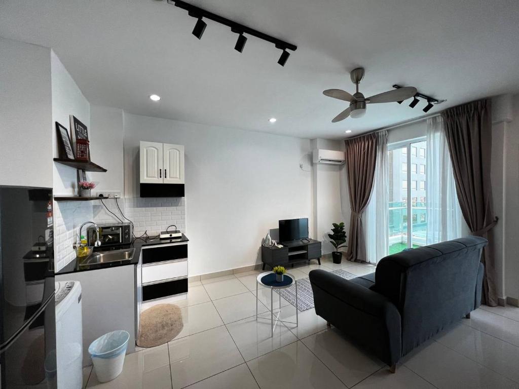 Merlene Suites at Mansion One Formerly know as Mansion One Suites, George Town