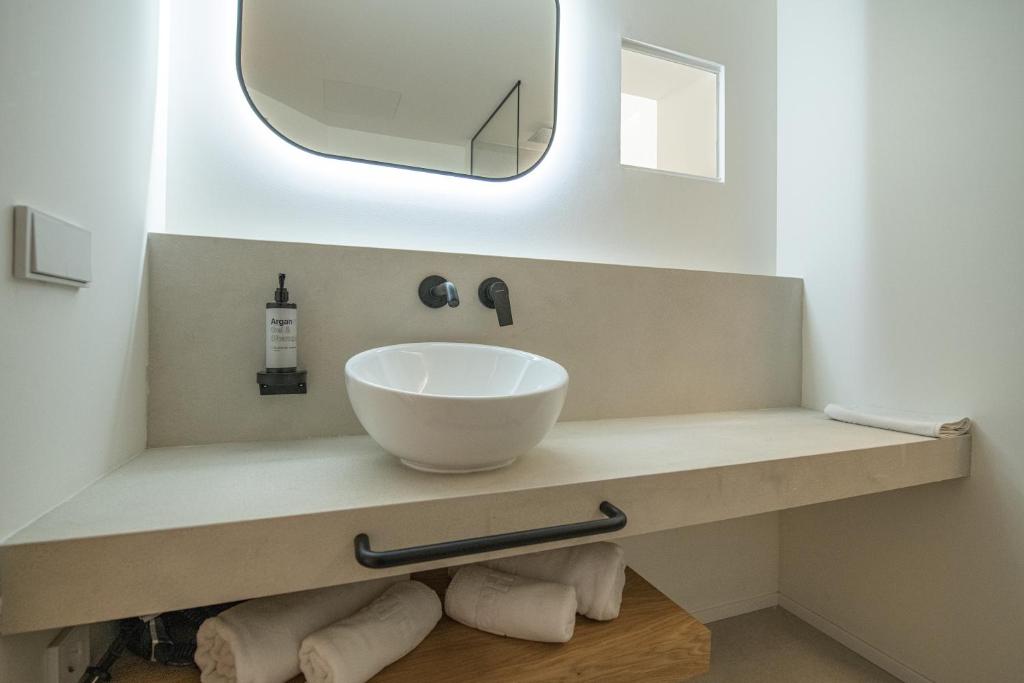 Hotel & Spa Blau Parc — Hotel rooms in San Antonio, Balearic Islands
