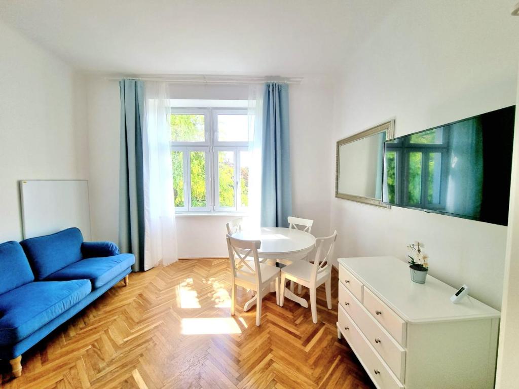 Herzlich Willkommen - Küss die Hand 3, Wien