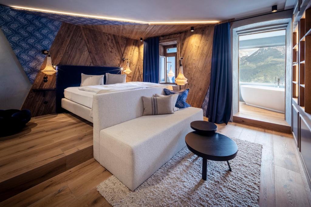 Boutiquehotel Blaue Burg Falkenstein - 2