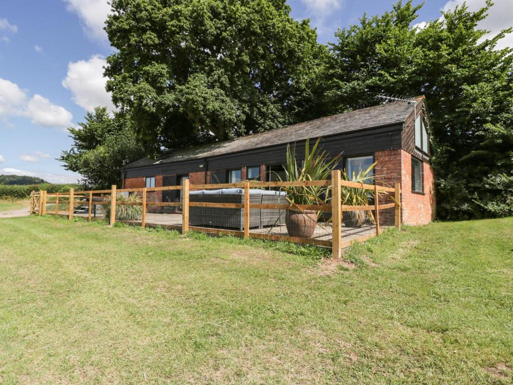 The Old Kennels, Sidmouth (Farm Conversion) photo 8