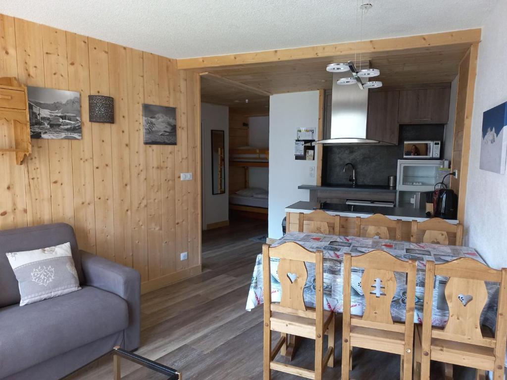 Deux pièces sud-ouest à Tignes, 5 couchages - FR-1-449-7 - 2