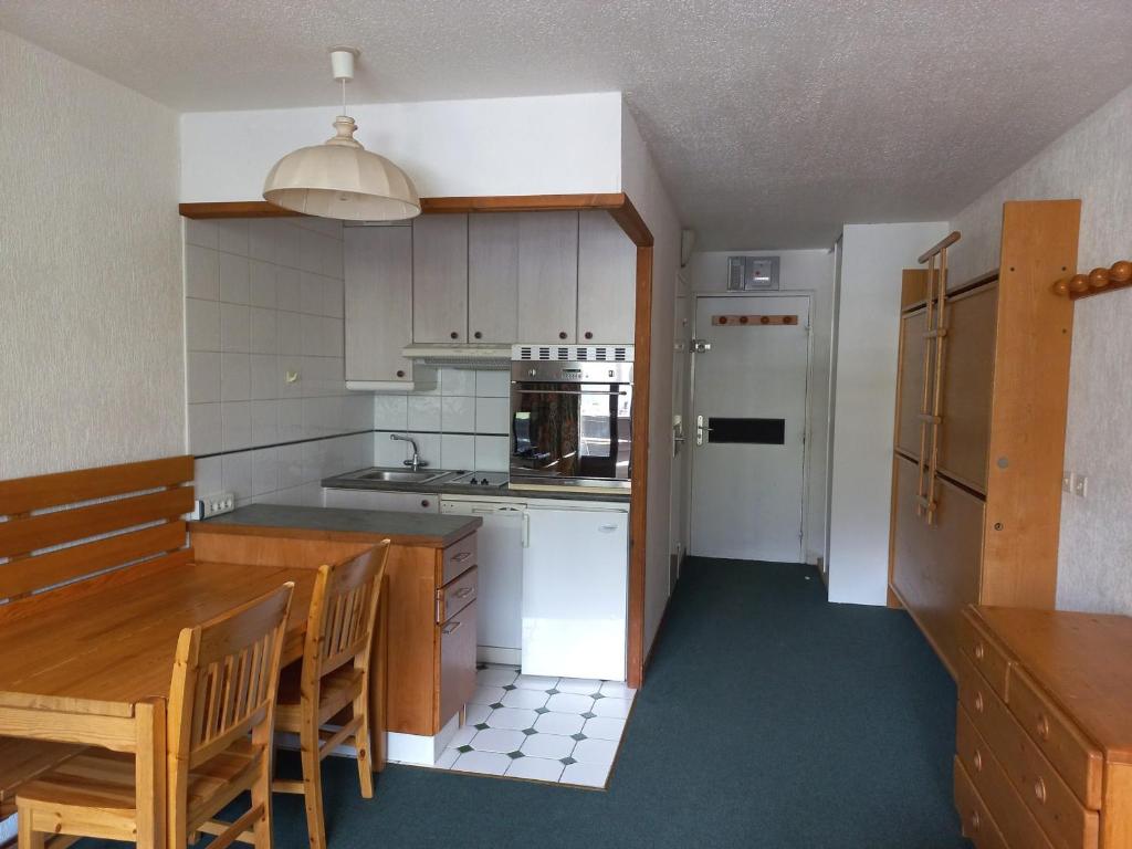 Studio Sud-Ouest au Coeur des Commerces - FR-1-449-58 - 3
