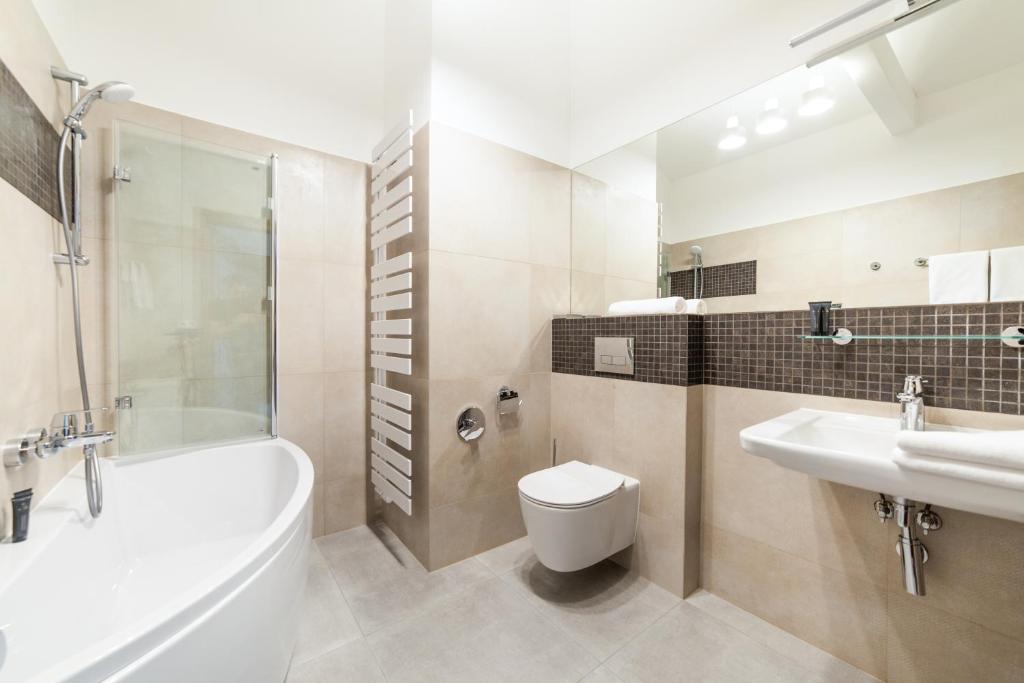 Portal House Apartments photo