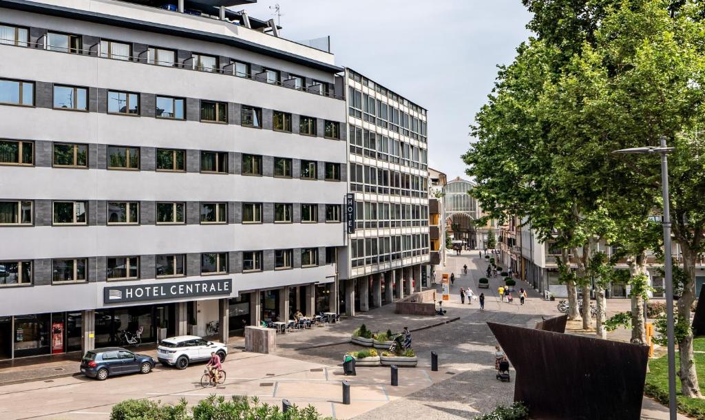 Hotel Exterior