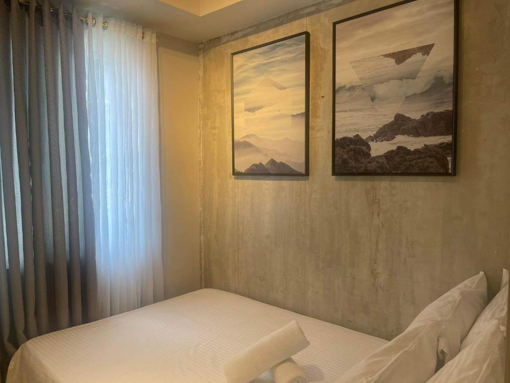 Sea Residences MOA Arena, SMX 1BR free wifi & Netflix photo