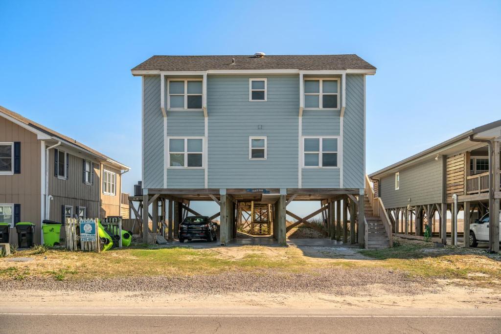Front Row by Oak Island Accommodations, Oak Island