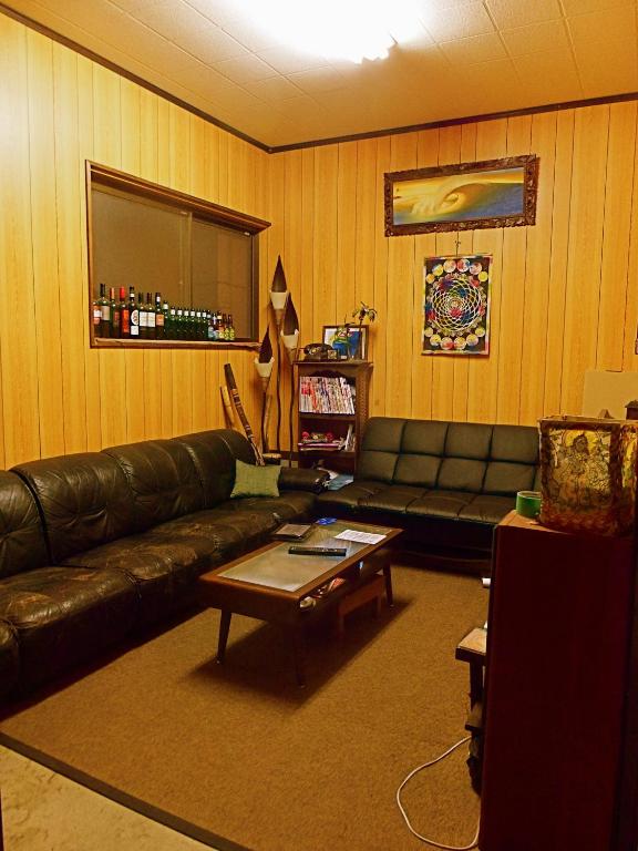 Shared lounge/TV area, Aoshima Guesthouse Hooju in Miyazaki