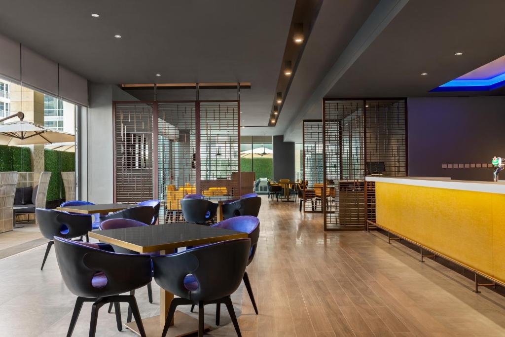 Bar/lounge