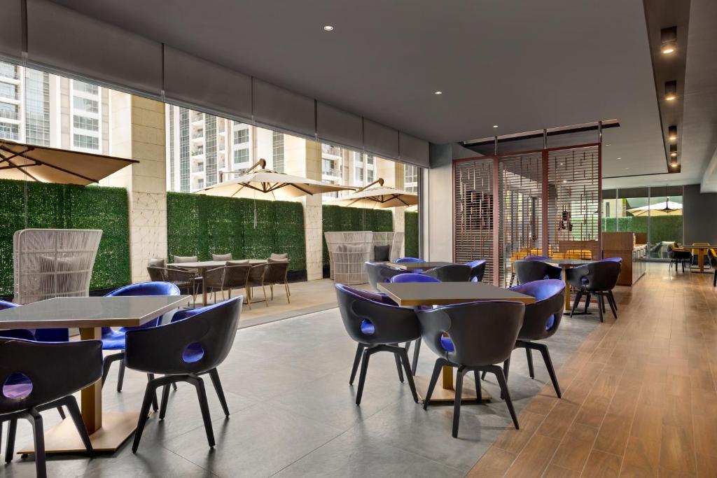 Bar/lounge