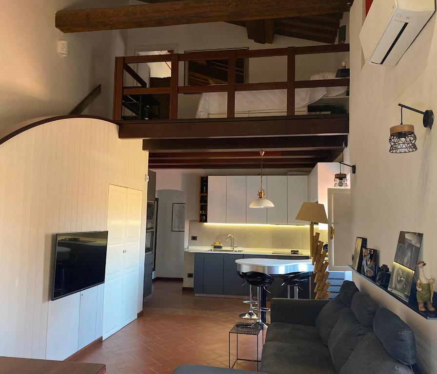 TUSCANY LOFT IN THE CITY - 3