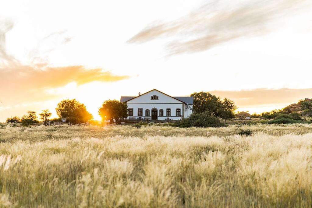 White House Guest Farm — Hotel in Grunau