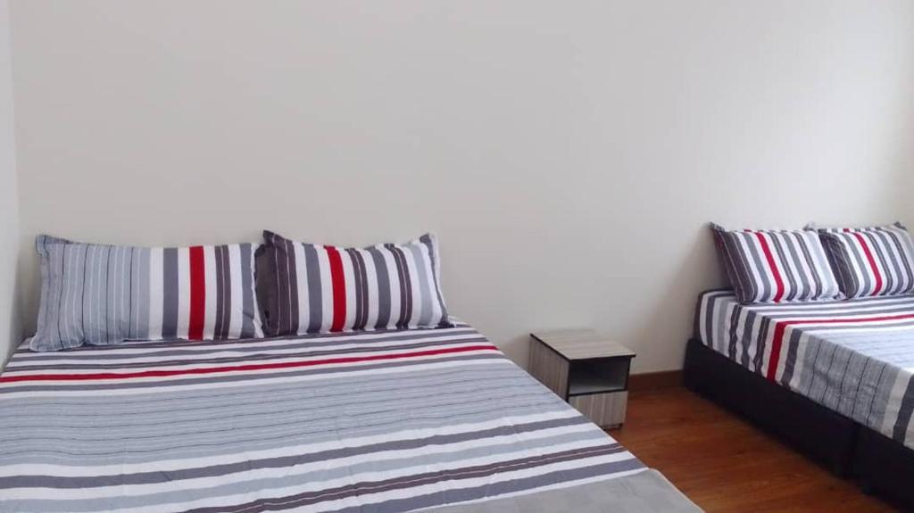 VUE RESIDENCES SERVICE SUITE 8 Pax photo