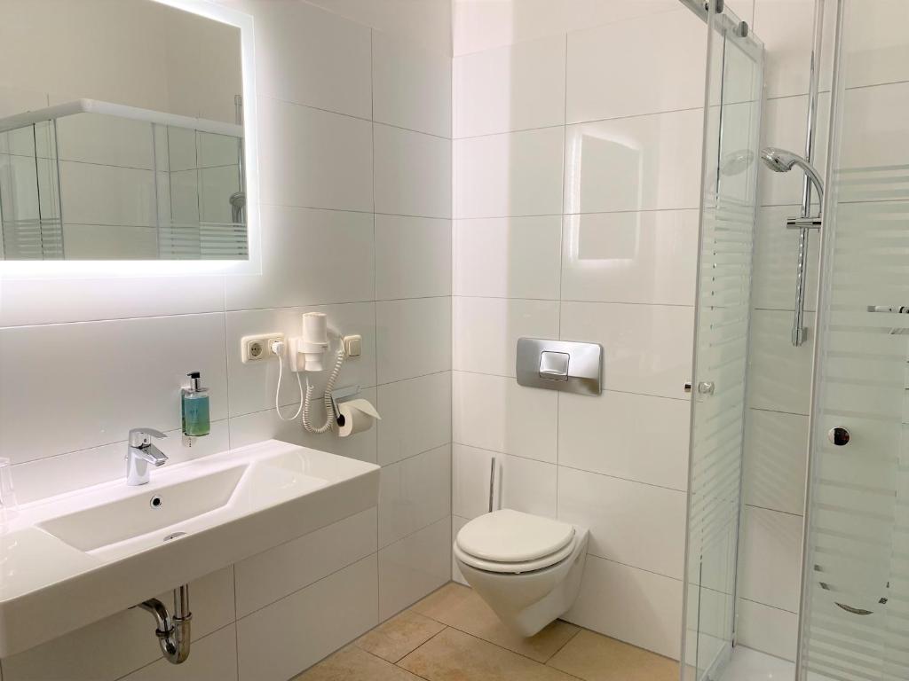 Hotel Schwabenwirt photo