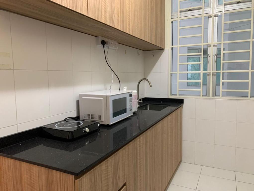 Tebrau City Residence, Warm Suite by HomestayJB photo