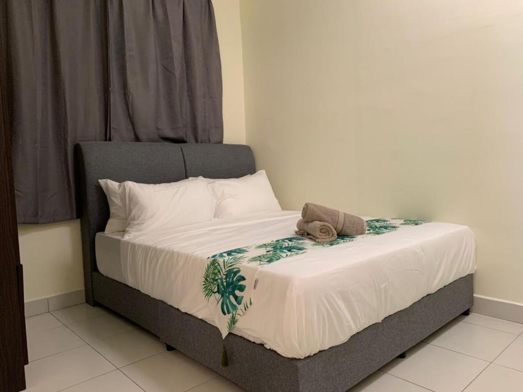 Tebrau City Residence, Warm Suite by HomestayJB photo