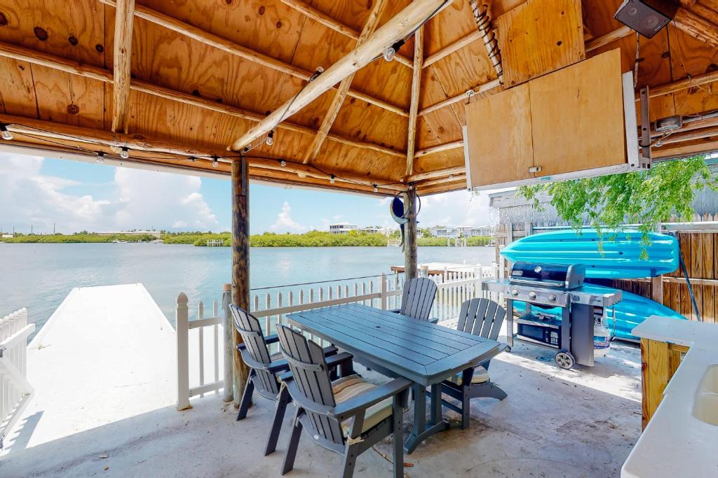 Sunset Bay, Key West