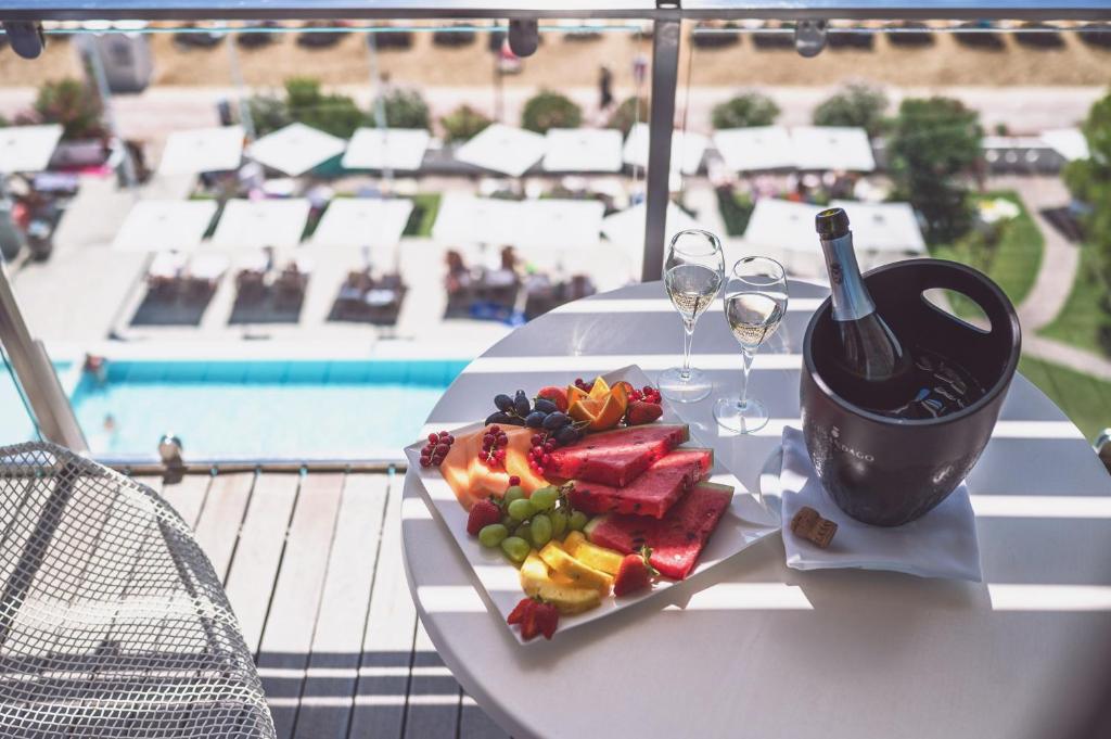 Hotel Cesare Augustus — Restaurant & bars in Jesolo, Veneto