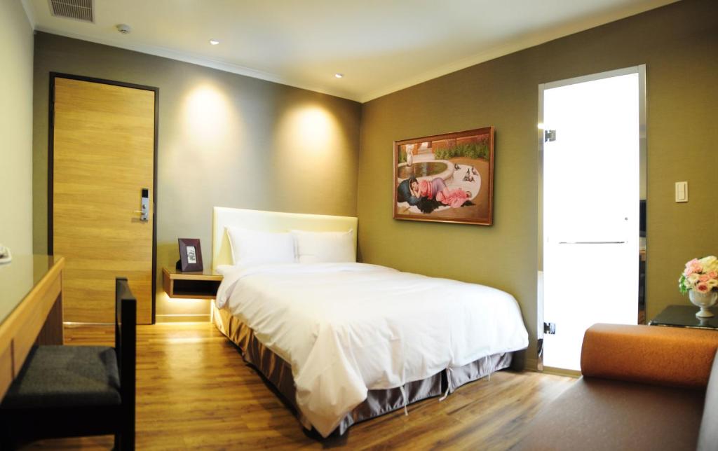 Garden Hotel Taichung photo