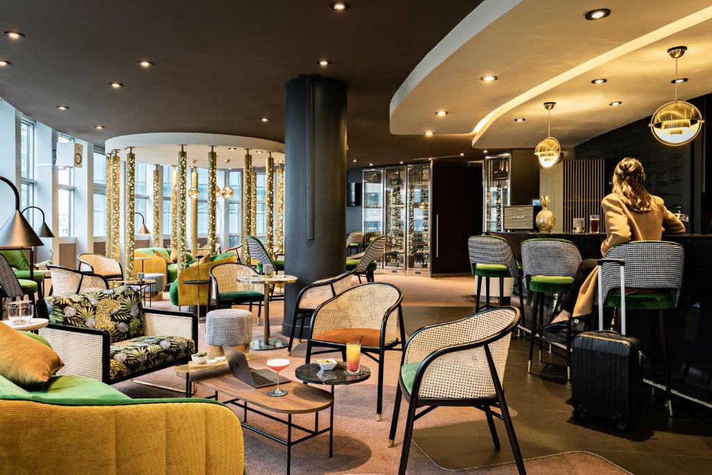 Bar/lounge