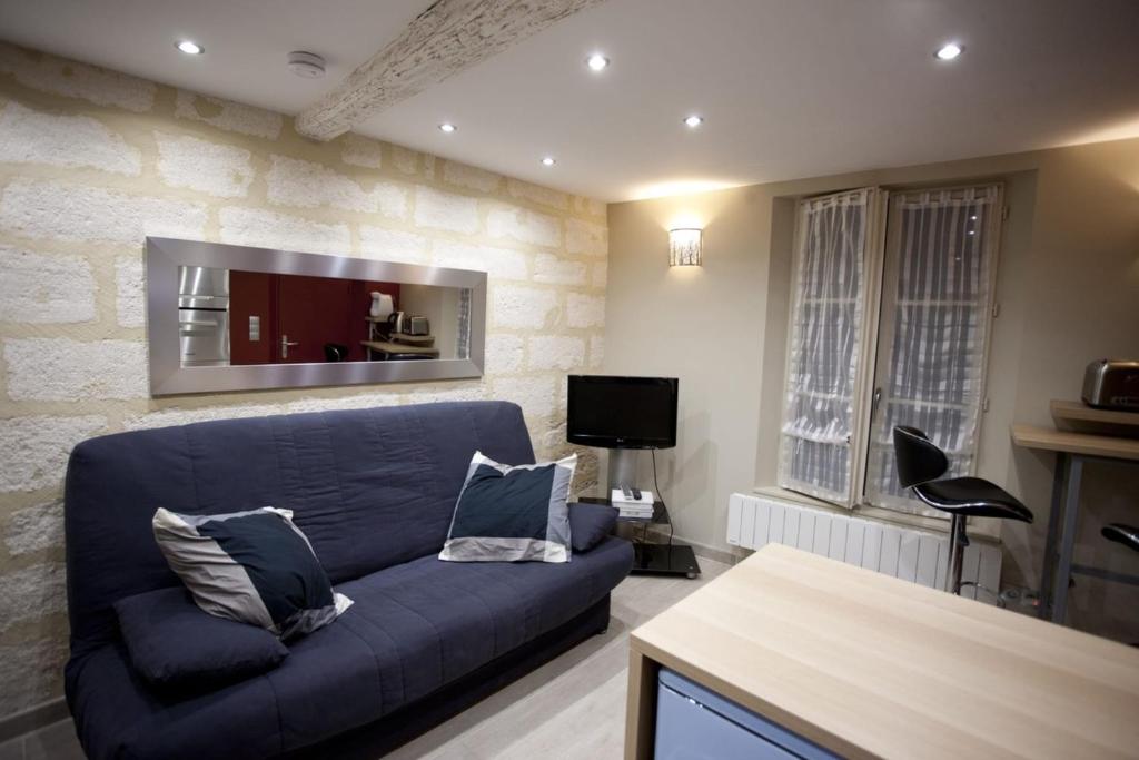 Very Nice Studio Ideal For 2 Near The Halles - 1
