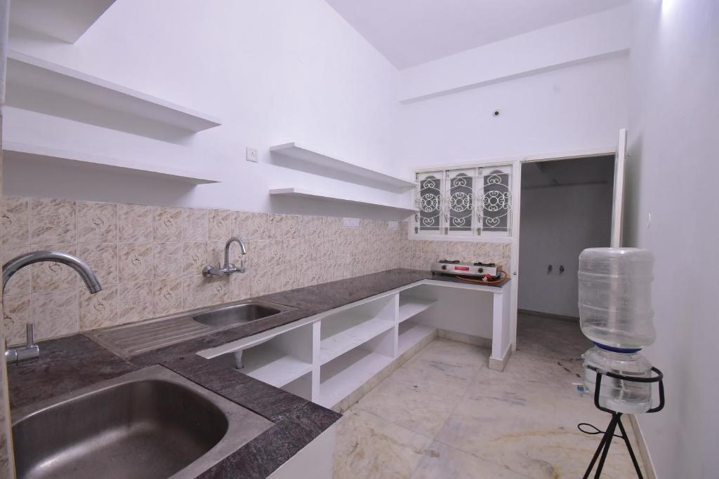 BHARATHI RESIDHOME photo