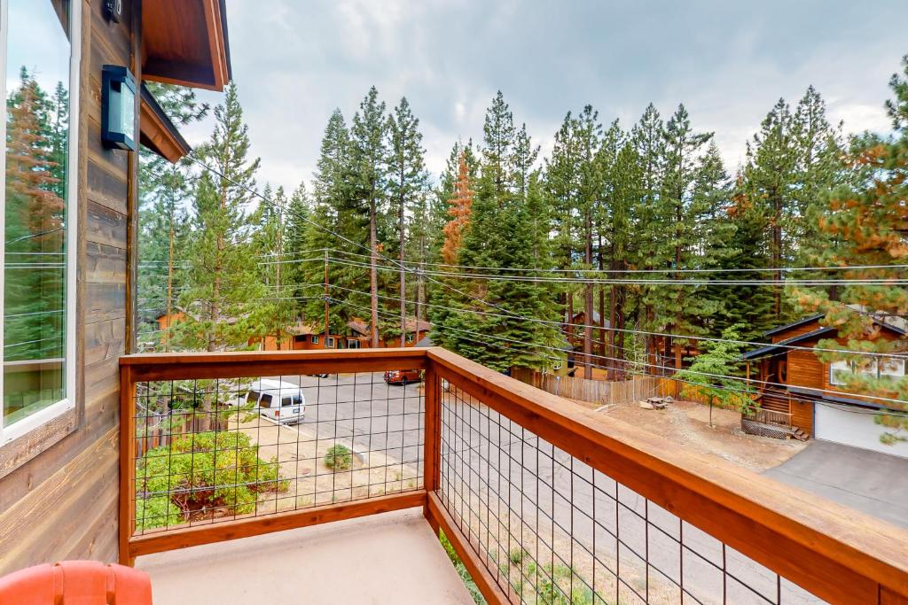 Luxury Escape at Thunderbird photo