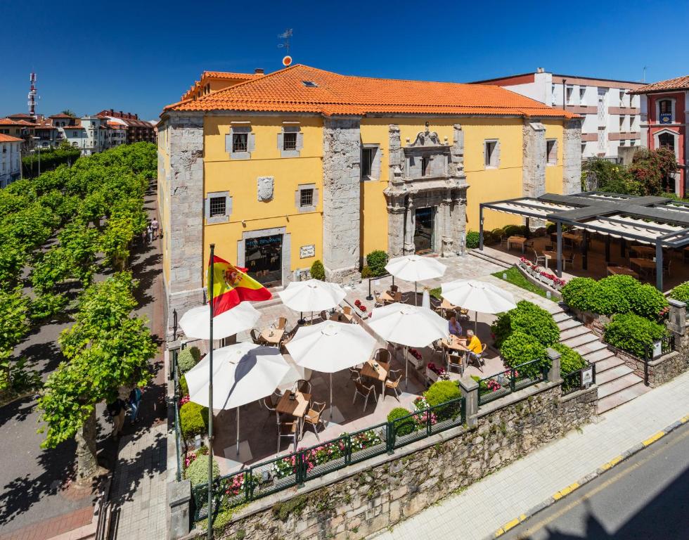 Don Paco — Hotel in Llanes