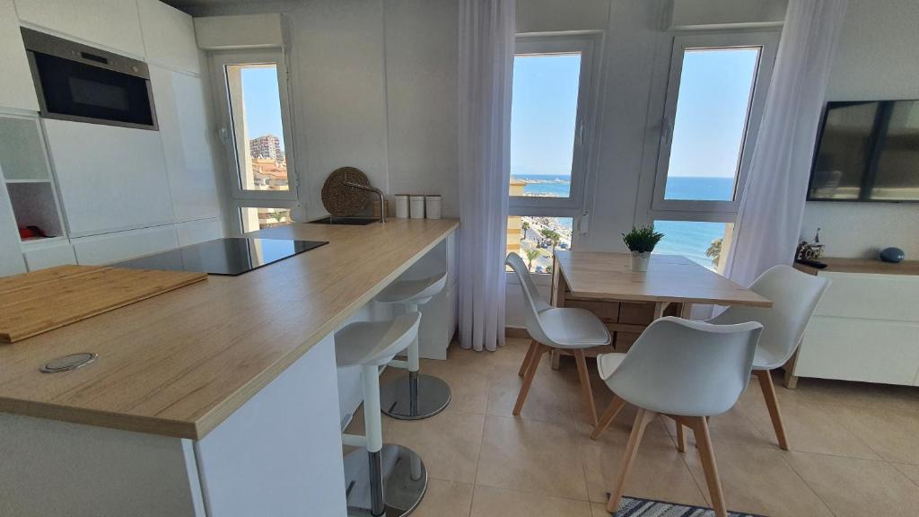 Beachfront-Parque Paloma-Modern-Panoramic Views! - 5