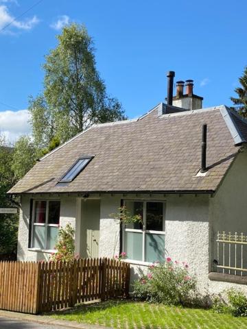 Cobbler's Cottage at Kindrochet, Strathtay, Pitlochry