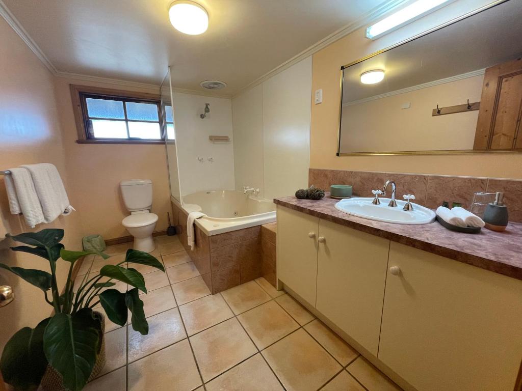 Hanlon Guest House photo