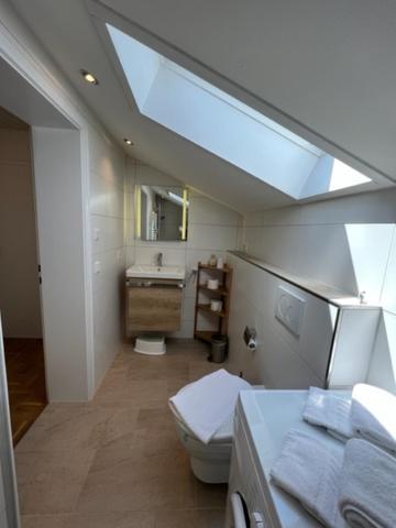 Apartment Wendelsteinblick - Wohnen auf Zeit - Homeoffice - Balkon mit Bergblick- buchbar ab 28 Nächte - 5