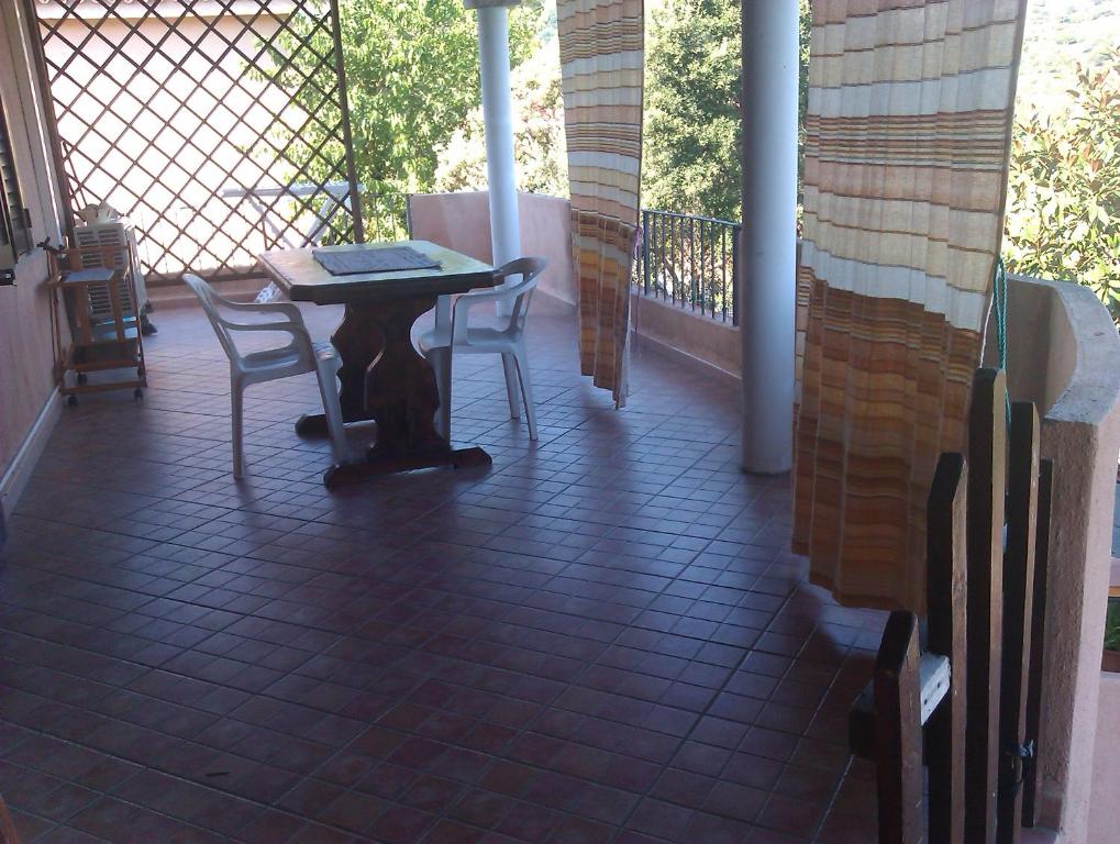- CASA MAMMA MARISA - - 1