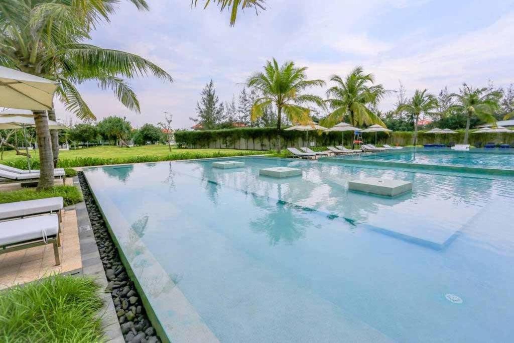 5-star Golf Resort Pool Villa photo