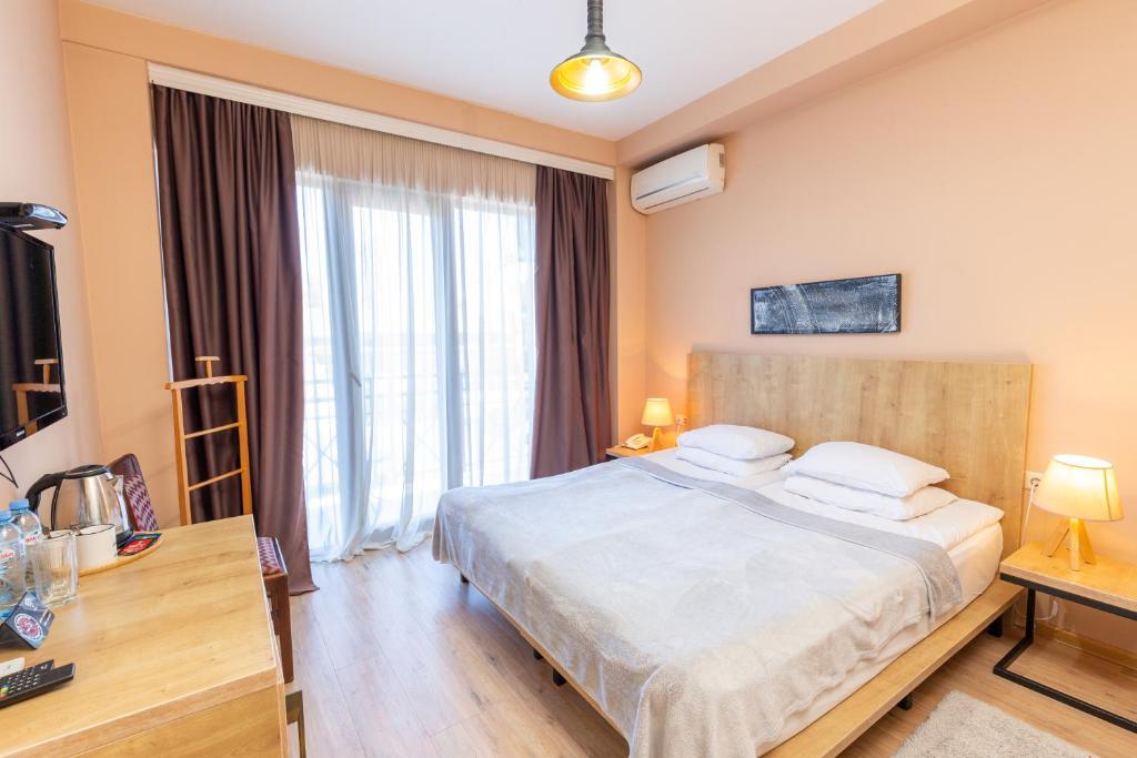 Hotel N16 — Hotel in Batumi