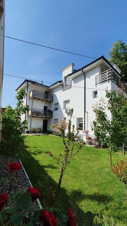 Apartmani Luxor — Hotel in Vrnjacka Banja
